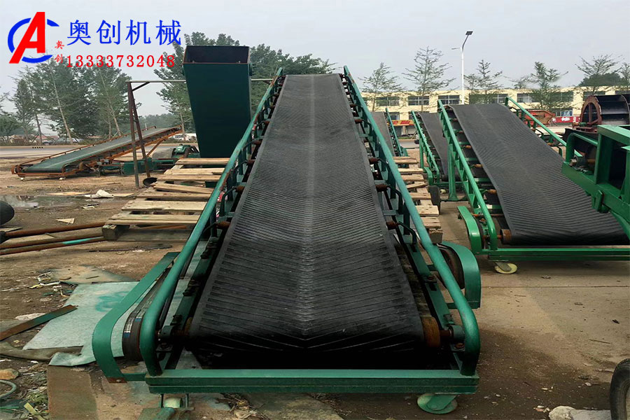 帶式輸送機的特點 帶式輸送機的特點