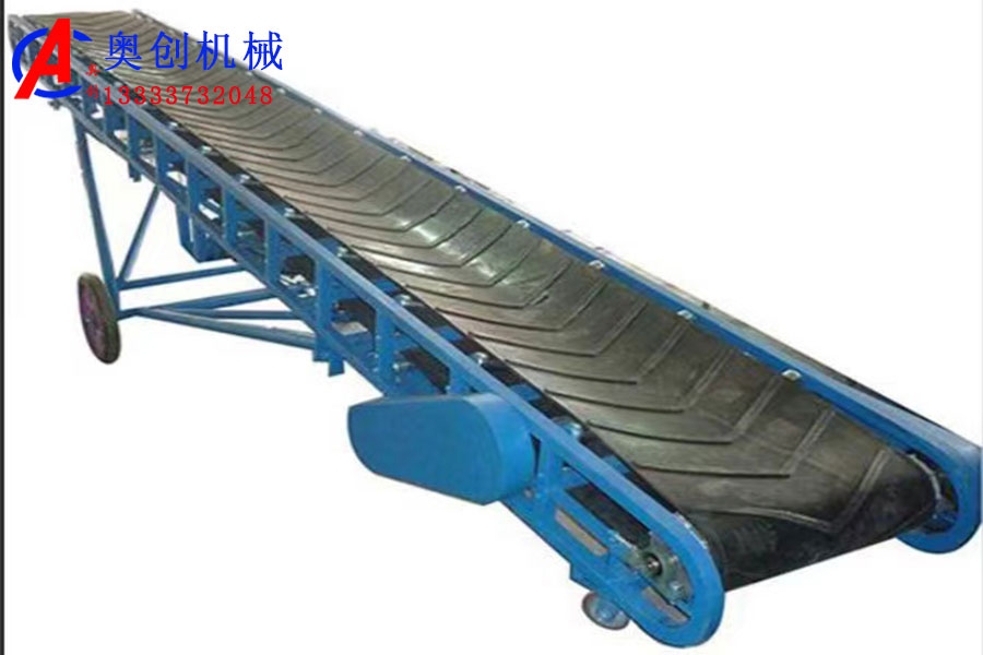 帶式輸送機的特點 帶式輸送機的特點